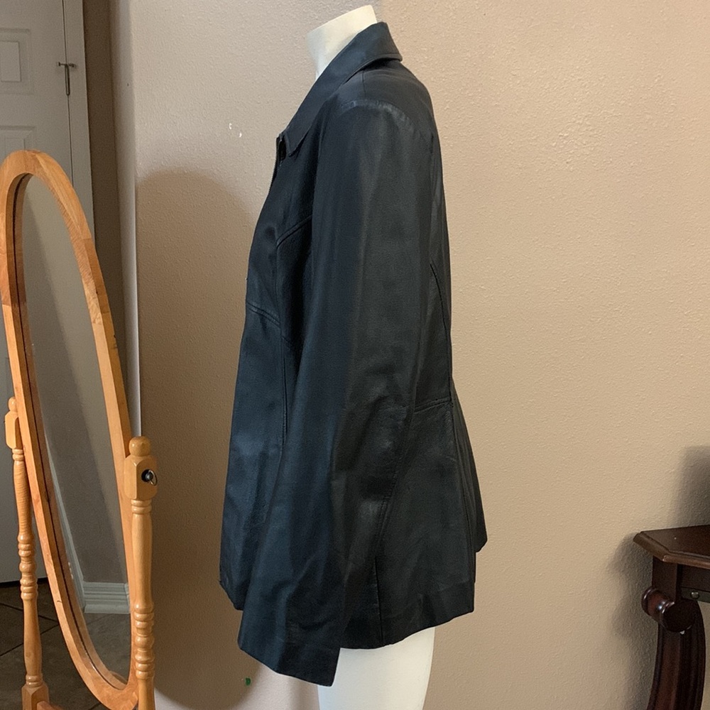 Leather jacket - Picture 3 of 7